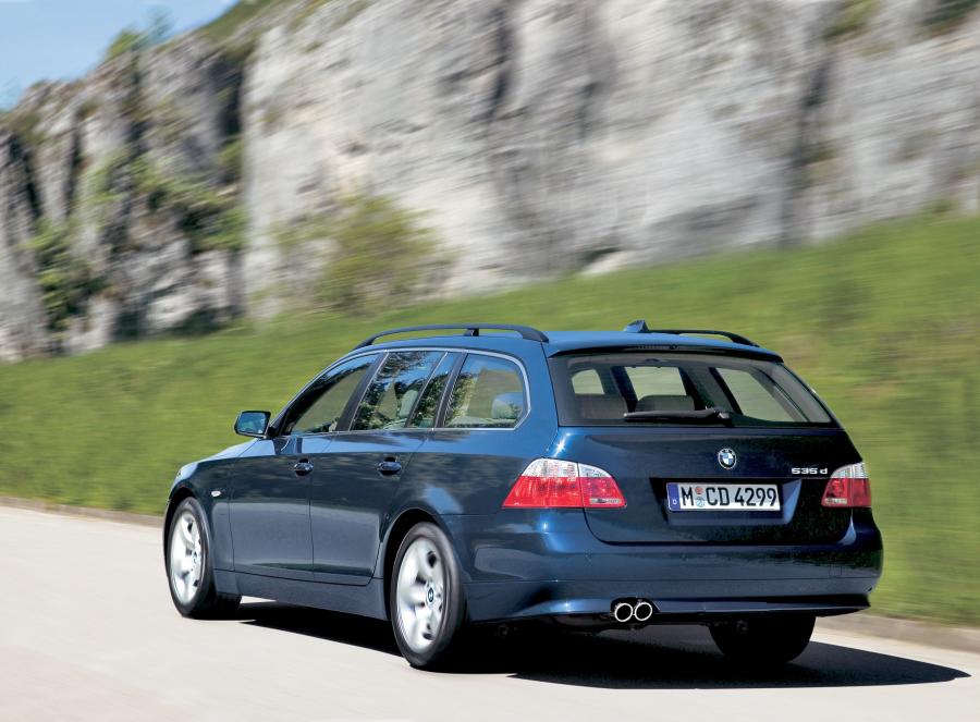  BMW 535d Touring (E61) 2004 года  (фото 2 из 5)